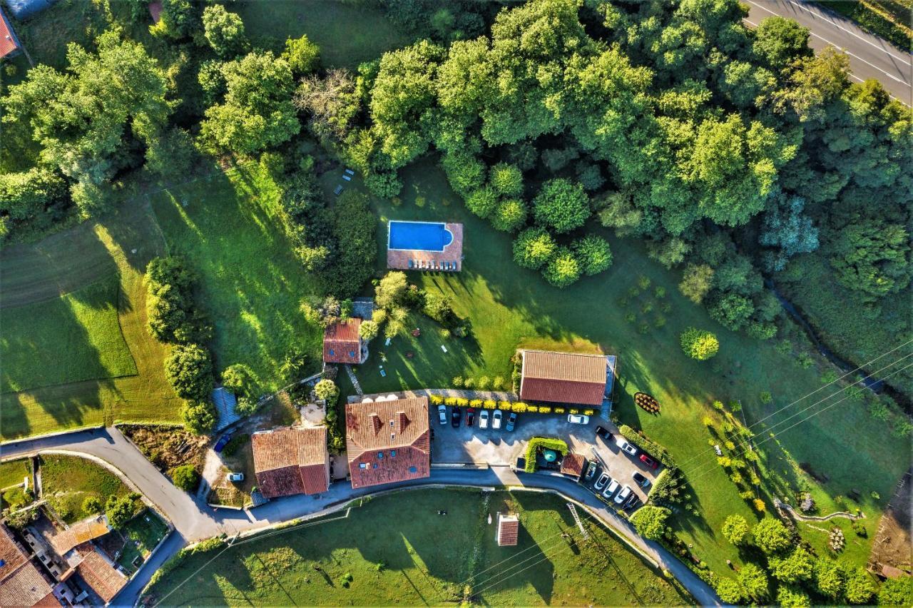 Palacion De Toñanes Εξωτερικό φωτογραφία